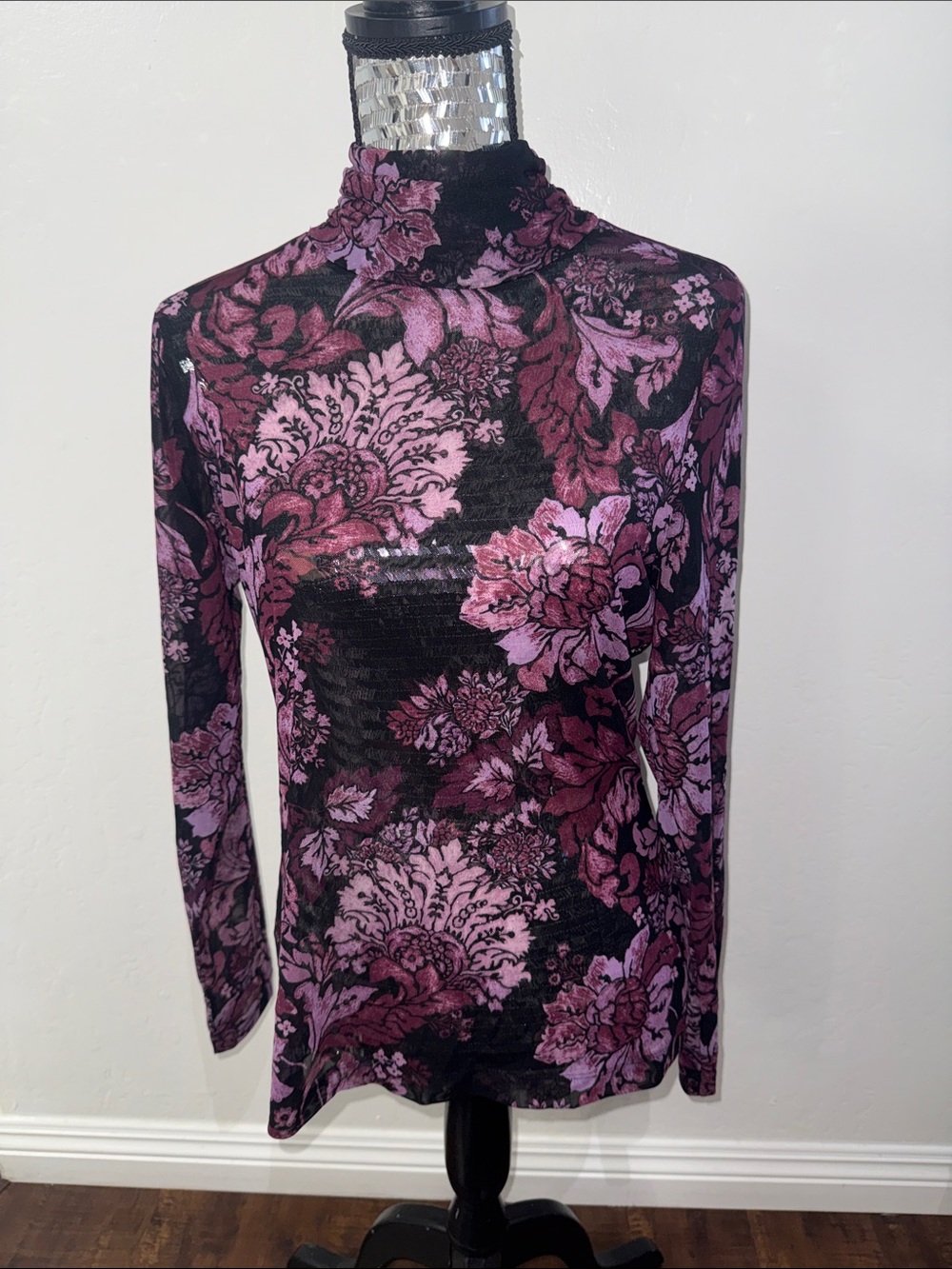 White House Black Market Black and Pink Floral Mock Neck Long Sleeve Top